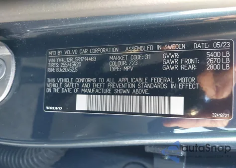 2024 Volvo Xc60 B5 Plus Dark Theme z USA, uszkodzony, nr VIN YV4L12RL5R1714469